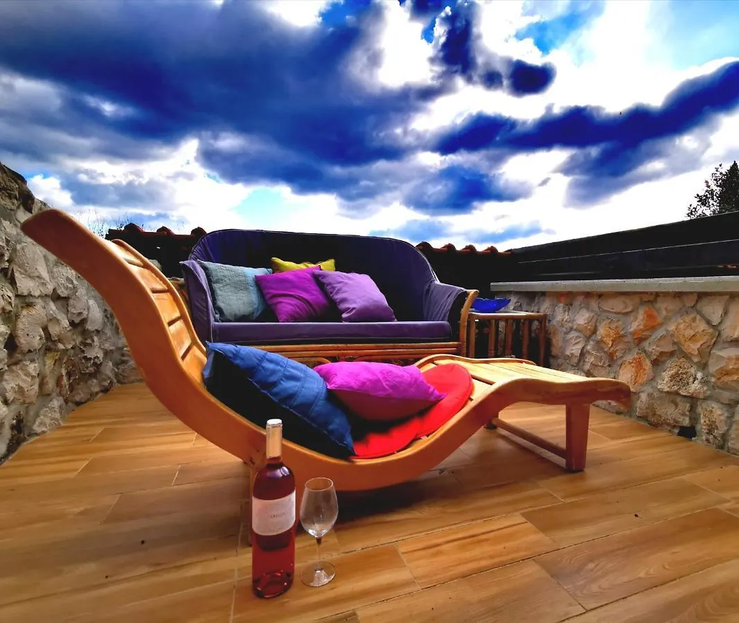 Apartment Bella Vista Beach House Apartments, Hot Pool And Jacuzzi Trogir